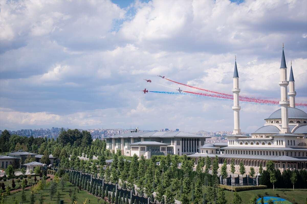 Erdoğan, Trump’ı Konya ekibi ile karşıladı! Bu kareler dünya gündeminde 17